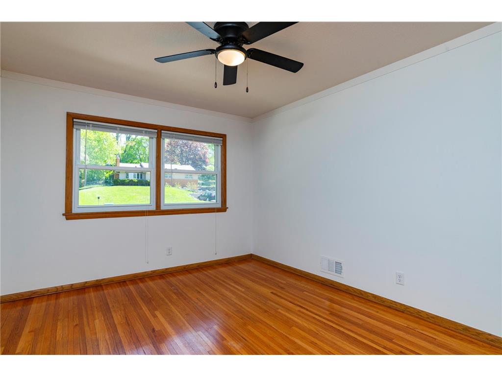 2843 Churchill Street Roseville MN 55113 7074538 image19
