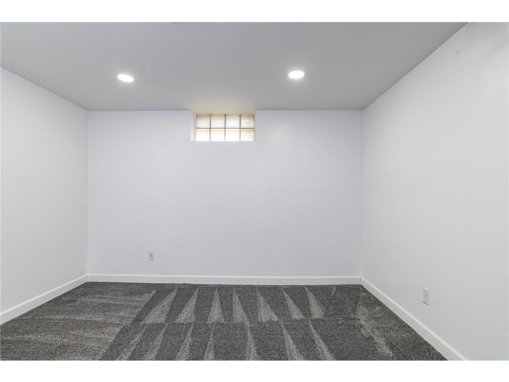 2843 Churchill Street Roseville MN 55113 7074538 image27
