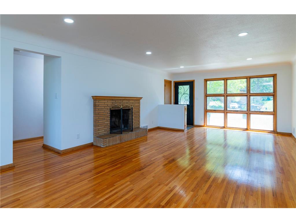 2843 Churchill Street Roseville MN 55113 7074538 image9
