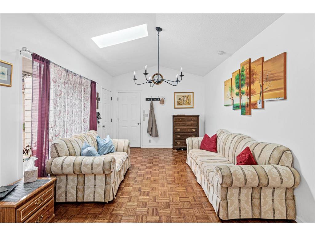 2843 Mckinley Street NE Minneapolis MN 55418 7078889 image12