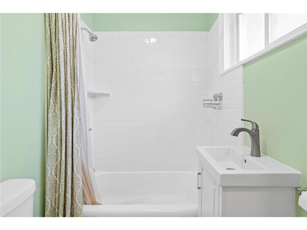 2843 Mckinley Street NE Minneapolis MN 55418 7078889 image9