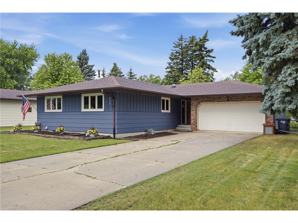 2844 Hickory Street N Fargo ND 58102 7098243 image2