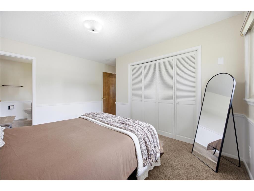 2844 Hickory Street N Fargo ND 58102 7098243 image23