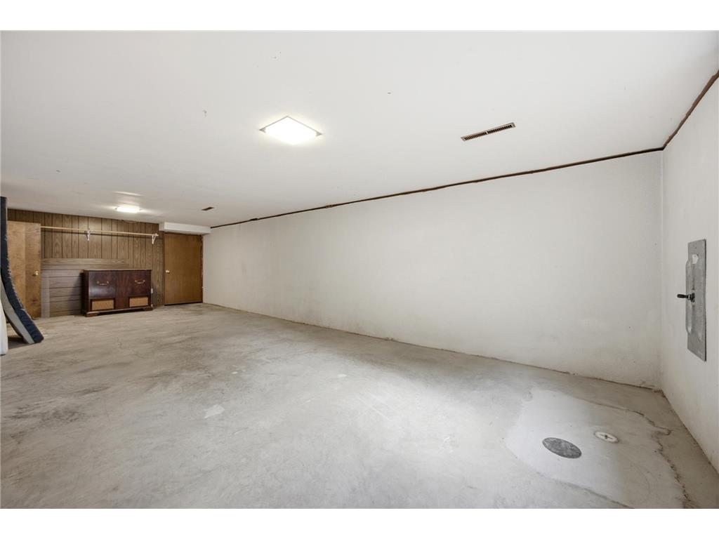 2844 Hickory Street N Fargo ND 58102 7098243 image34
