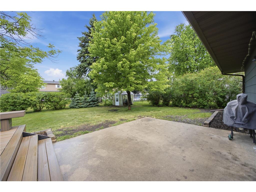 2844 Hickory Street N Fargo ND 58102 7098243 image40