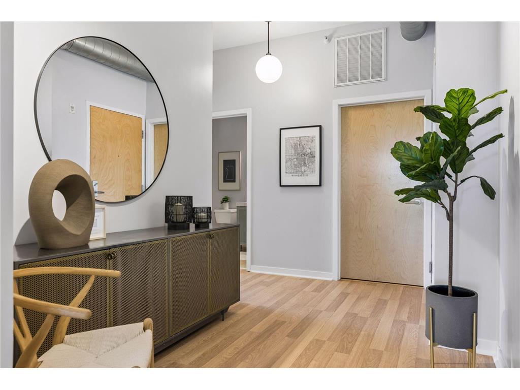 2845 Colfax Avenue S #W402 Minneapolis MN 55408 7060304 image20