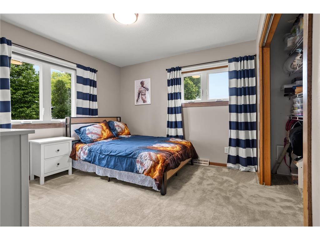 2849 Hickory Street N Fargo ND 58102 7095931 image18