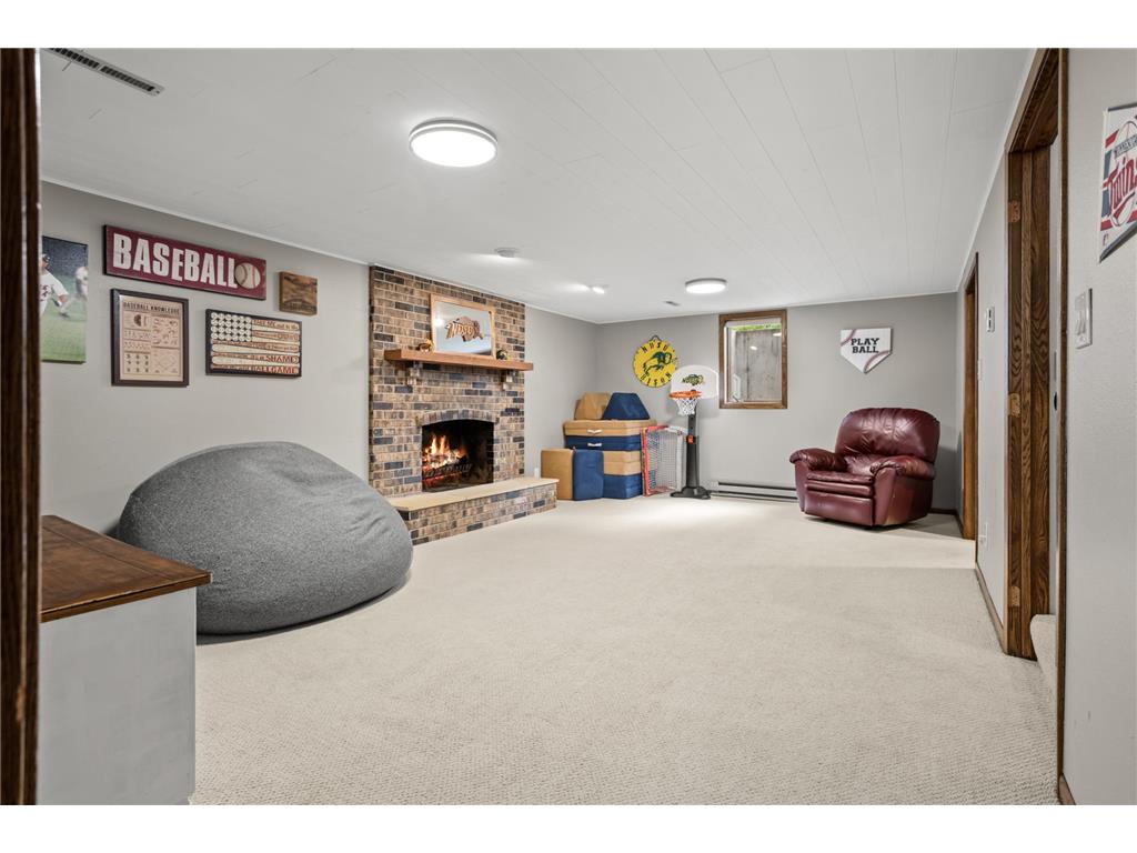 2849 Hickory Street N Fargo ND 58102 7095931 image25