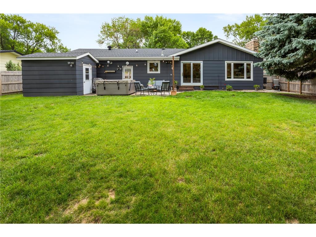 2849 Hickory Street N Fargo ND 58102 7095931 image36