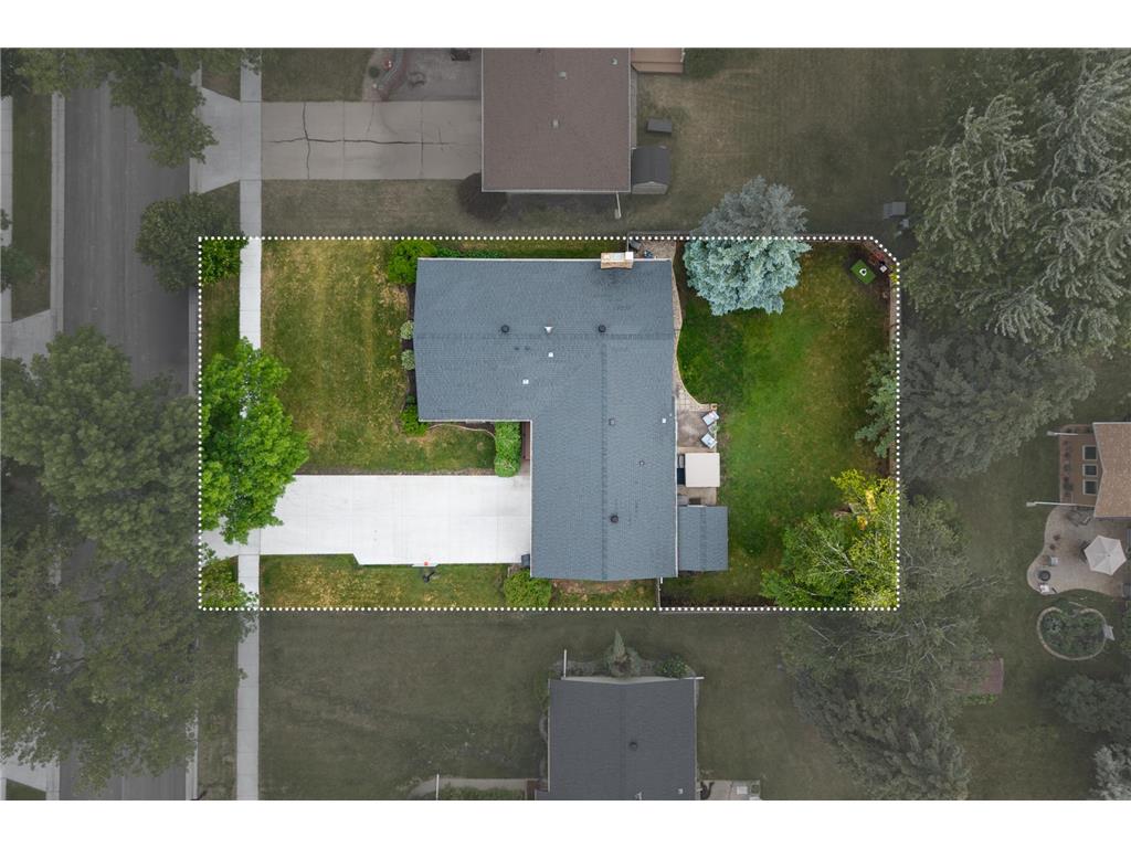 2849 Hickory Street N Fargo ND 58102 7095931 image37