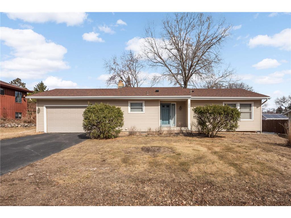 285 County Road B2 W Roseville MN 55113 6685994 image1