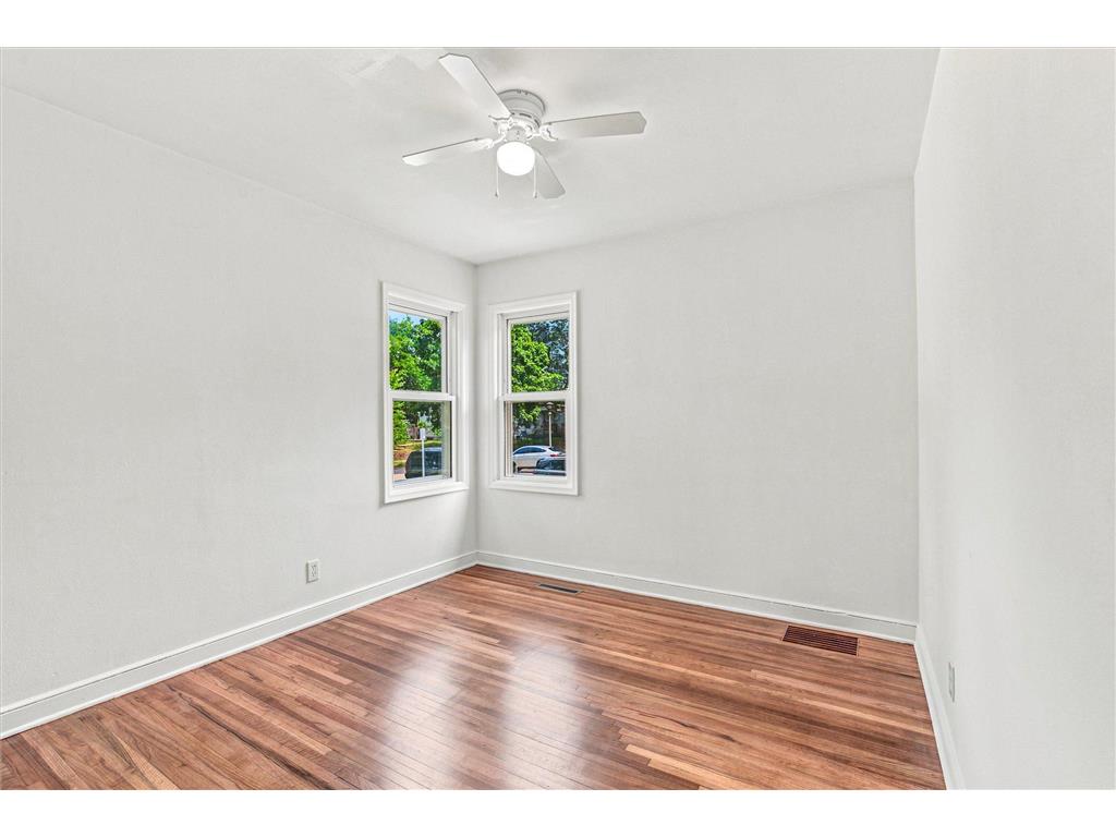 285 Hazelwood Street Saint Paul MN 55106 7109597 image12