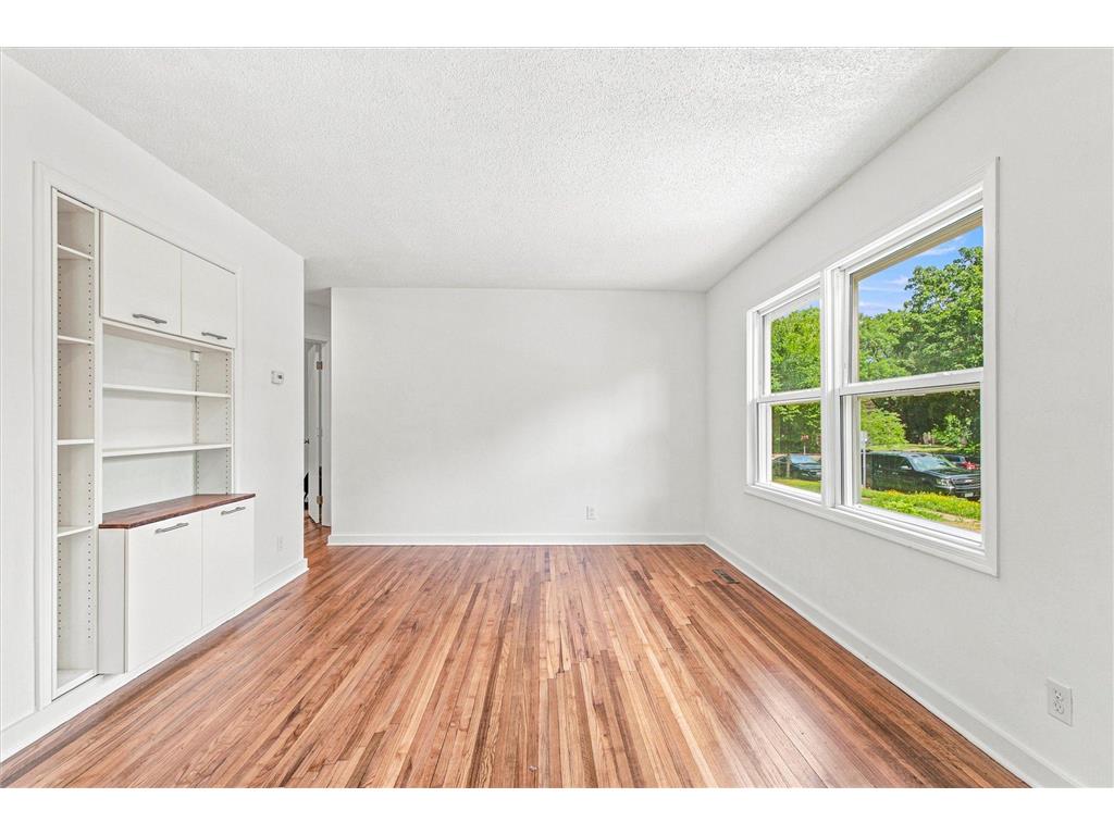 285 Hazelwood Street Saint Paul MN 55106 7109597 image5