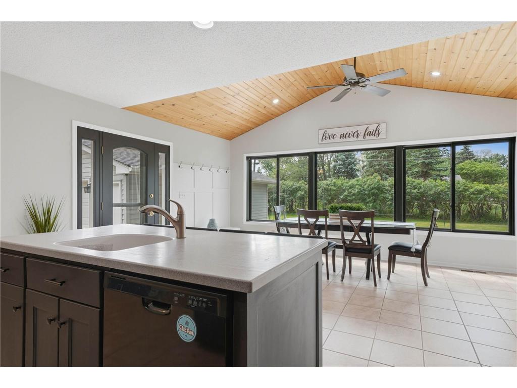2850 121st Avenue NW Coon Rapids MN 55433 7078255 image10