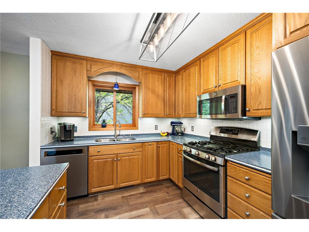 2850 Pheasant Circle Mound MN 55364 7072711 image9