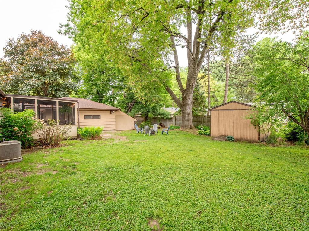 2851 Dellwood Street Roseville MN 55113 7078384 image12