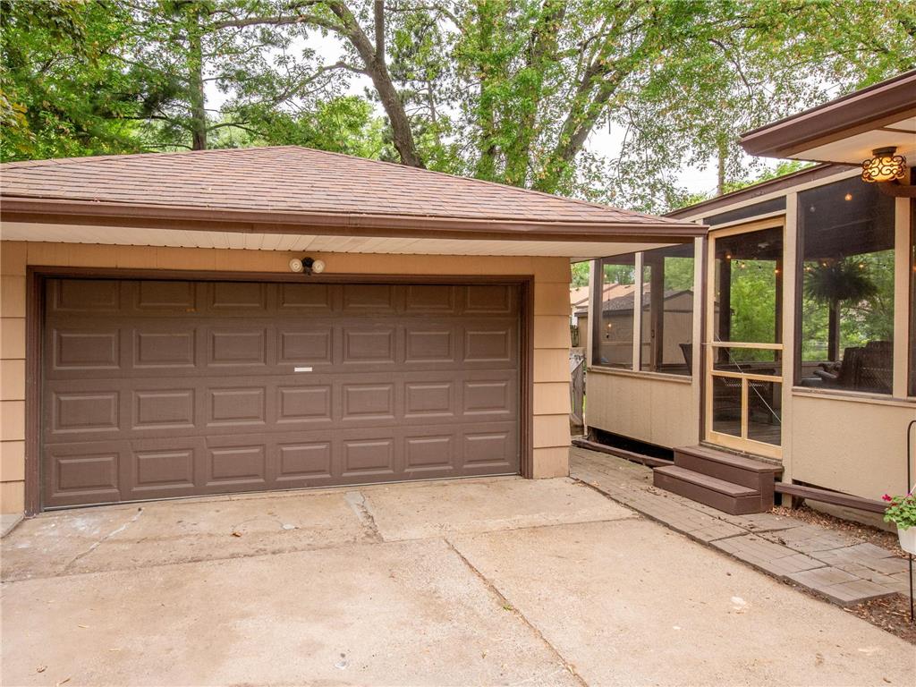 2851 Dellwood Street Roseville MN 55113 7078384 image7