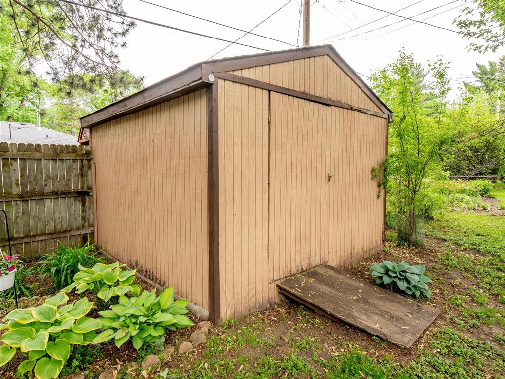 2851 Dellwood Street Roseville MN 55113 7078384 image8