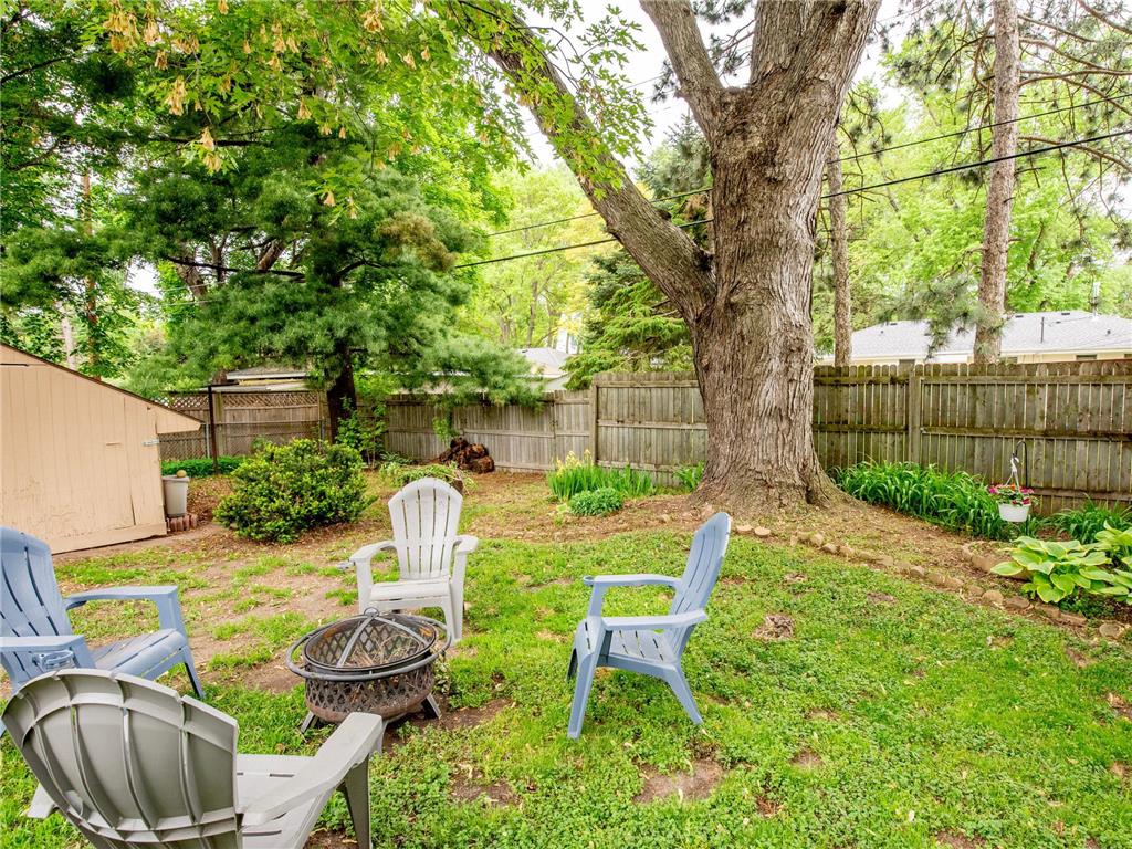 2851 Dellwood Street Roseville MN 55113 7078384 image9