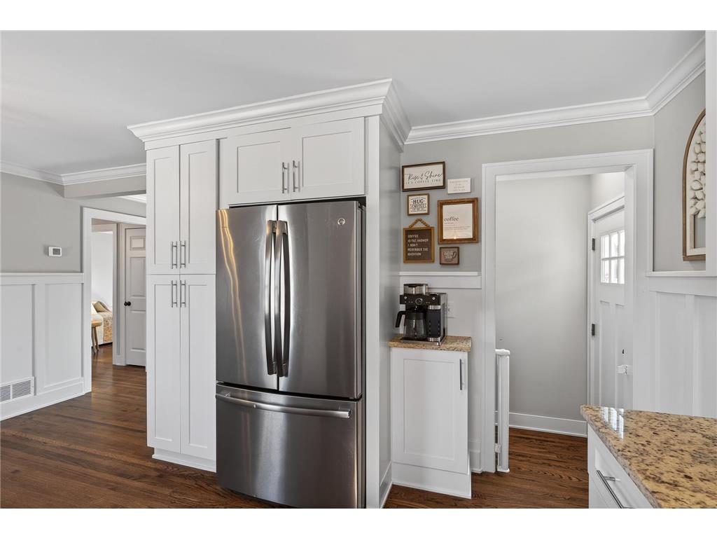 2852 Colorado Avenue S Saint Louis Park MN 55416 7028230 image9