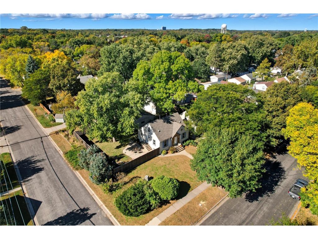 2852 Hampshire Avenue S Saint Louis Park MN 55426 6802241 image1