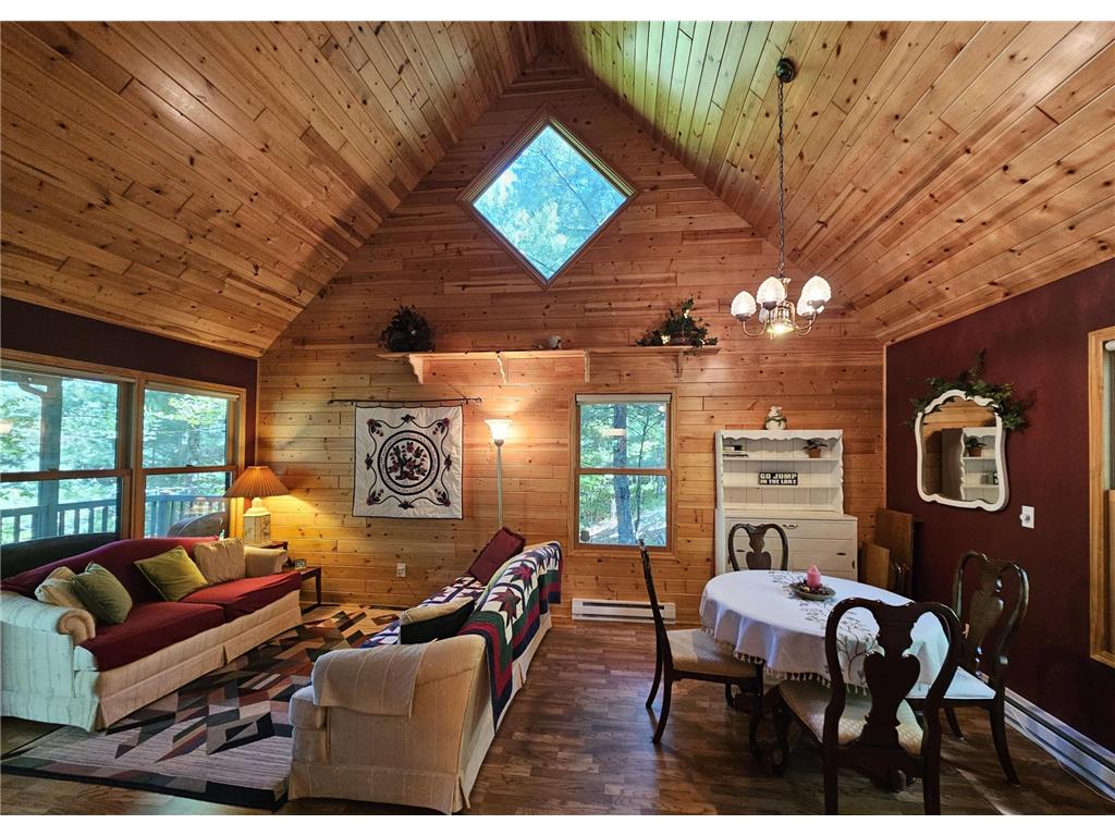28527 King Arthurs Court Danbury WI 54830 - Fremstadt Lake 7094129 image10
