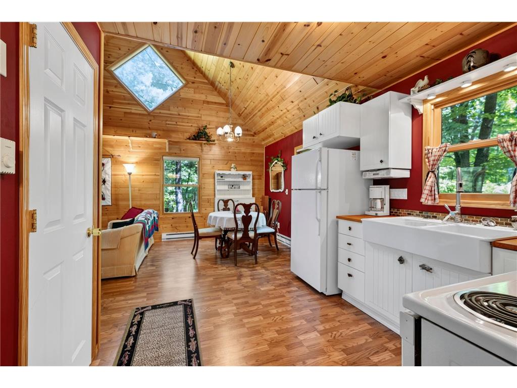 28527 King Arthurs Court Danbury WI 54830 - Fremstadt Lake 7094129 image15