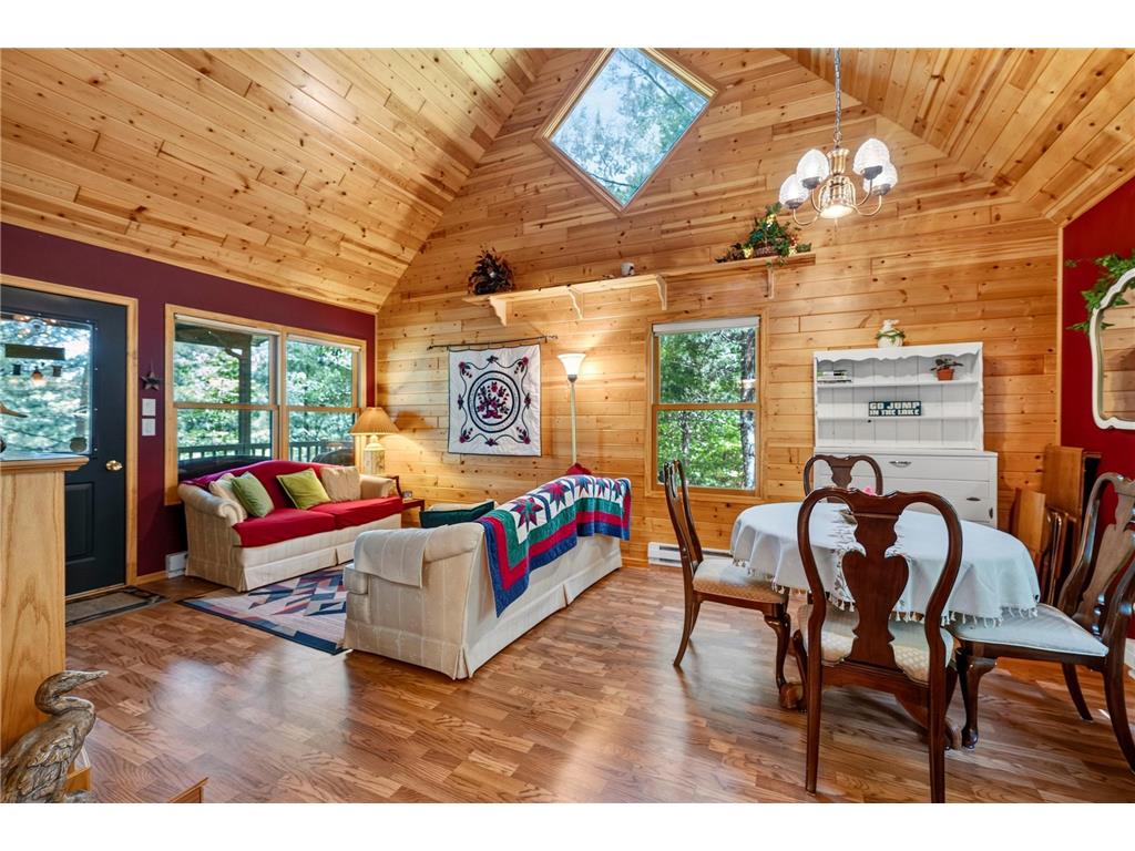 28527 King Arthurs Court Danbury WI 54830 - Fremstadt Lake 7094129 image16