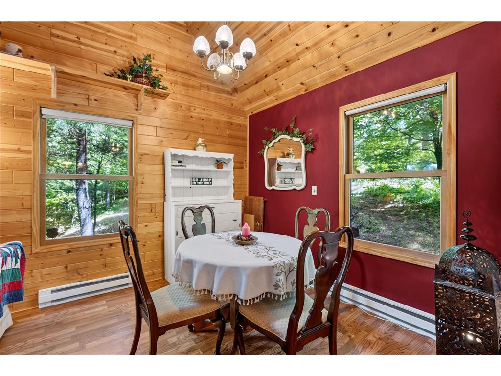 28527 King Arthurs Court Danbury WI 54830 - Fremstadt Lake 7094129 image17