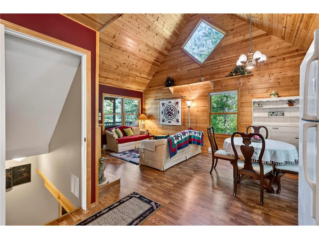 28527 King Arthurs Court Danbury WI 54830 - Fremstadt Lake 7094129 image34