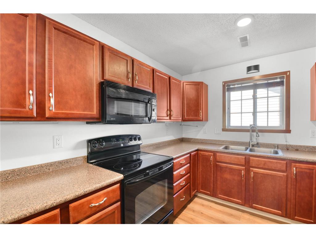 2853 35th Street S Moorhead MN 56560 7102939 image13