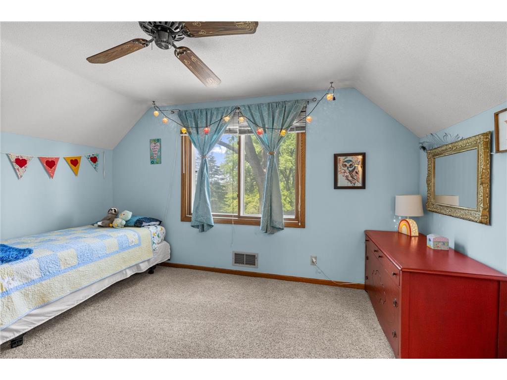 2854 Churchill Street Roseville MN 55113 7055039 image23