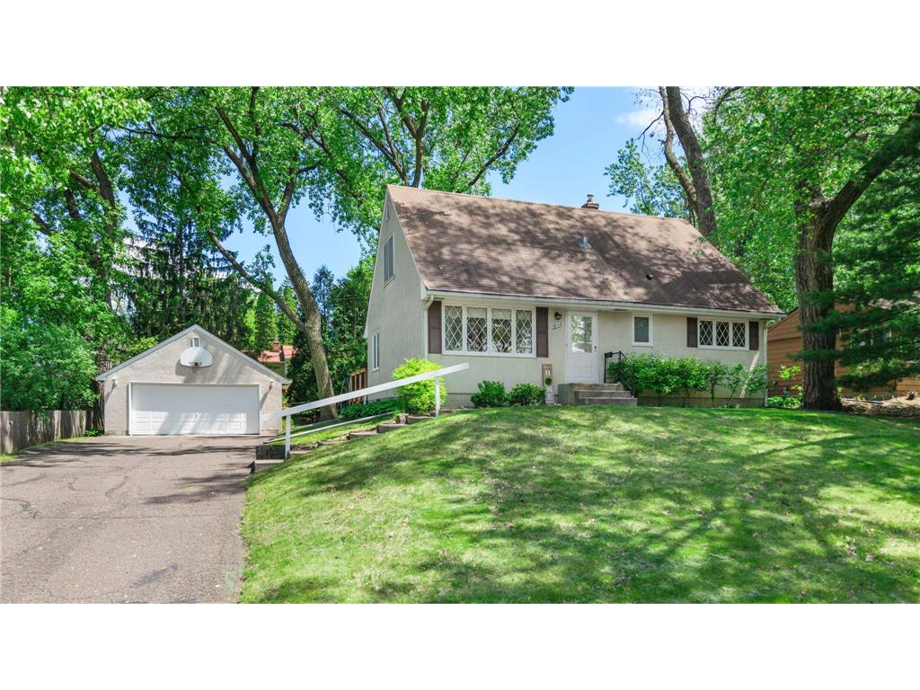 2854 Churchill Street Roseville MN 55113 7055039 image28