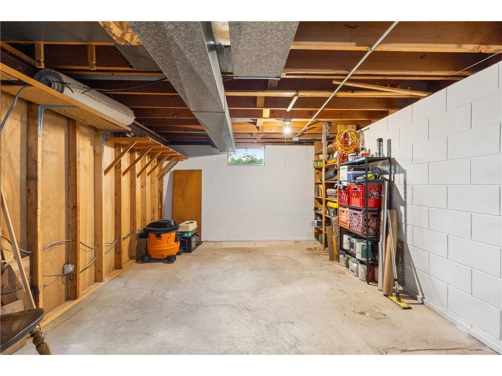 2854 Churchill Street Roseville MN 55113 7055039 image29