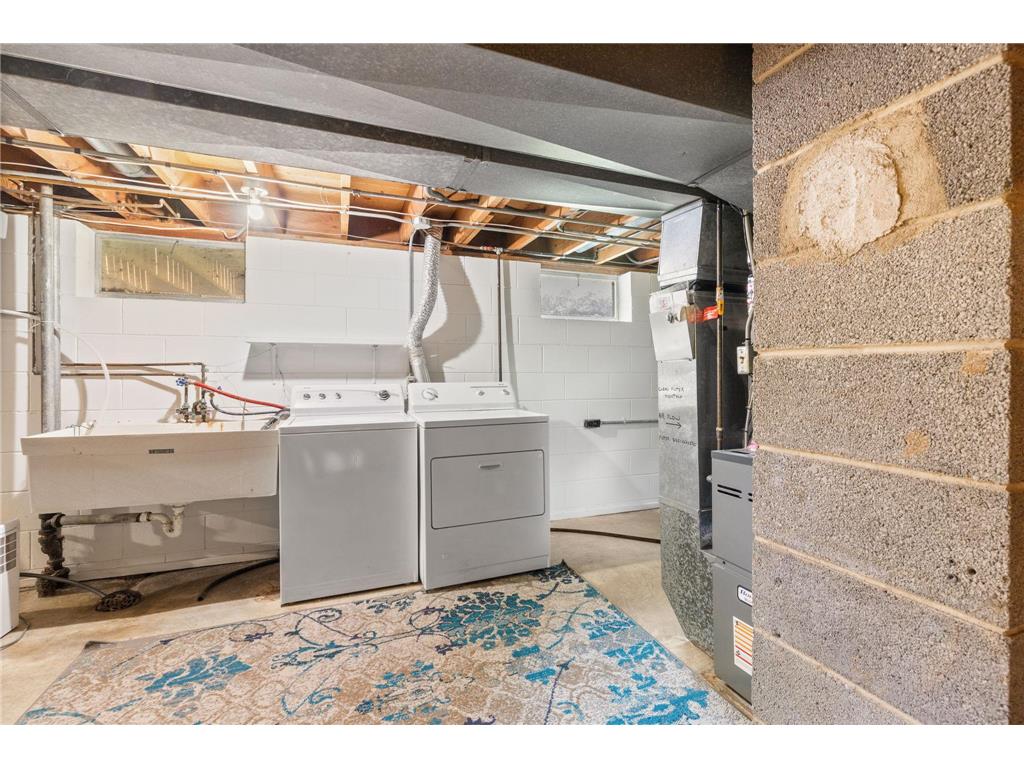 2854 Churchill Street Roseville MN 55113 7055039 image30