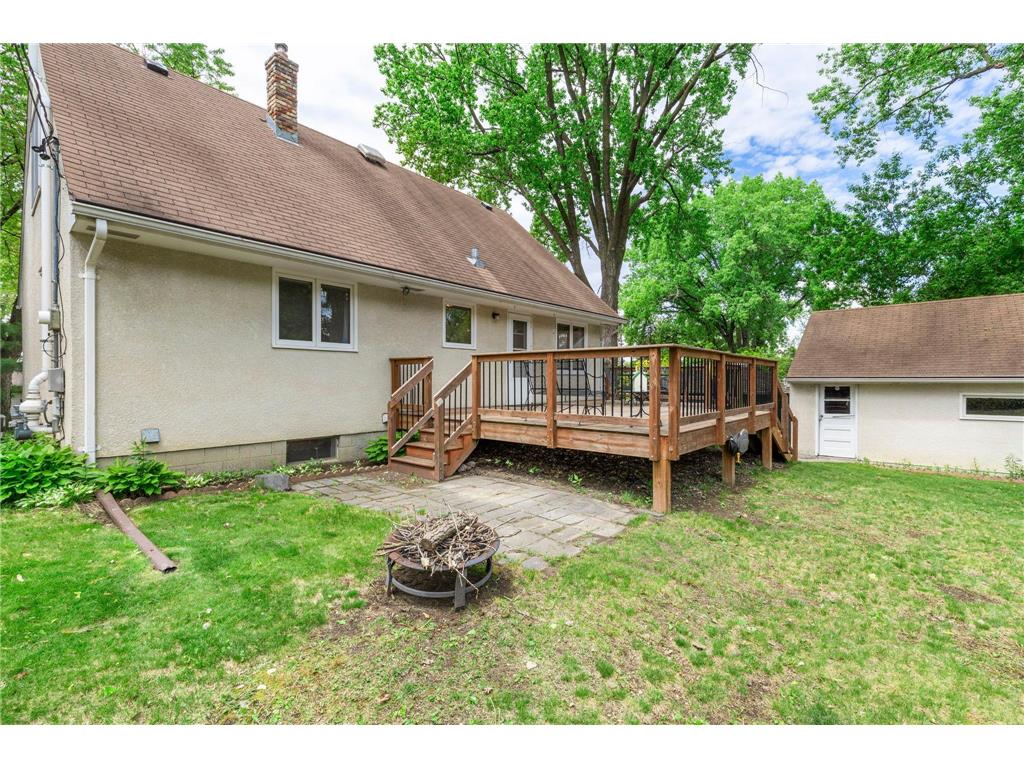 2854 Churchill Street Roseville MN 55113 7055039 image34
