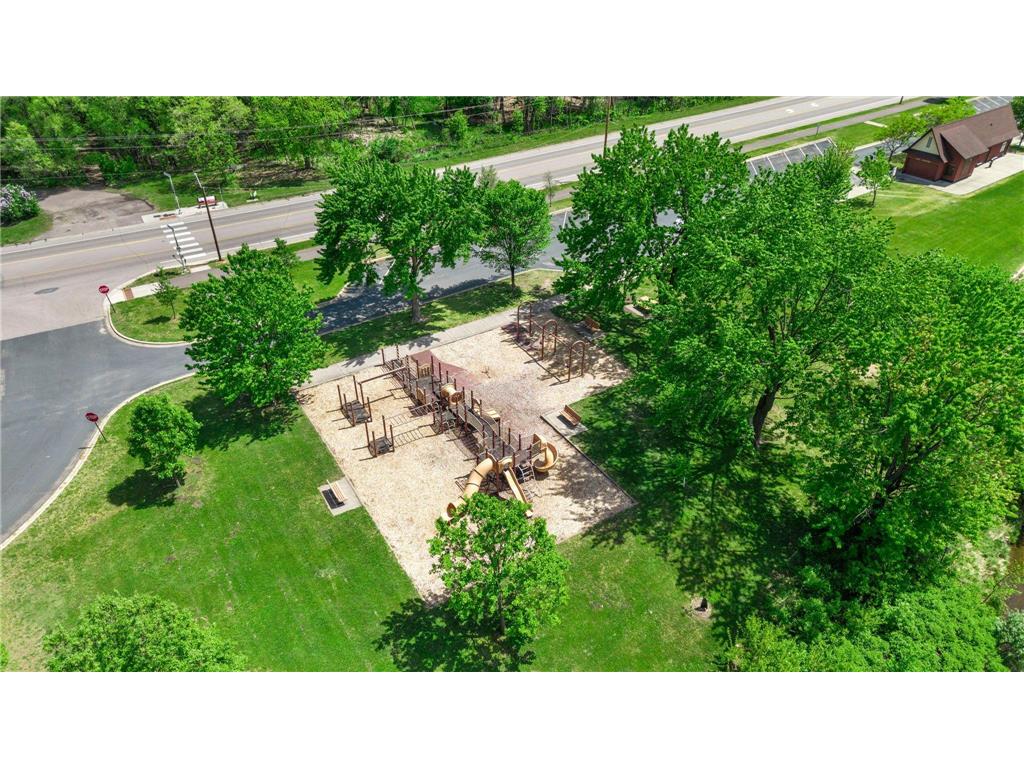 2854 Churchill Street Roseville MN 55113 7055039 image39