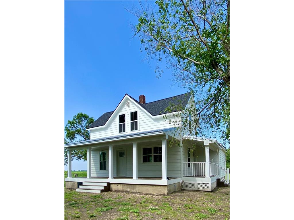 28555 810th Avenue, Graceville, MN 56240 MLS 6381453 Edina Realty