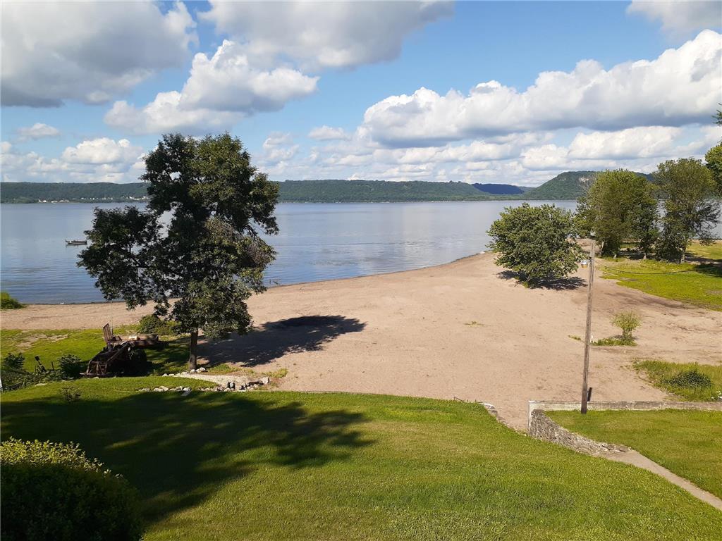 28560 Lake Avenue Way Frontenac MN 55026 - PEPIN 6379393 image1