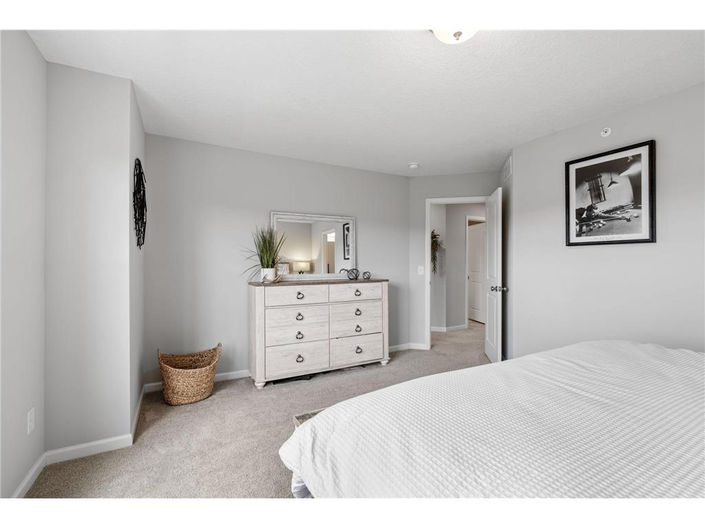 2857 Lexington Place N Roseville MN 55113 7088716 image12