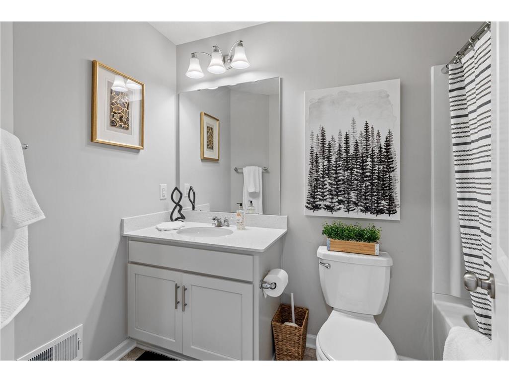 2857 Lexington Place N Roseville MN 55113 7088716 image16