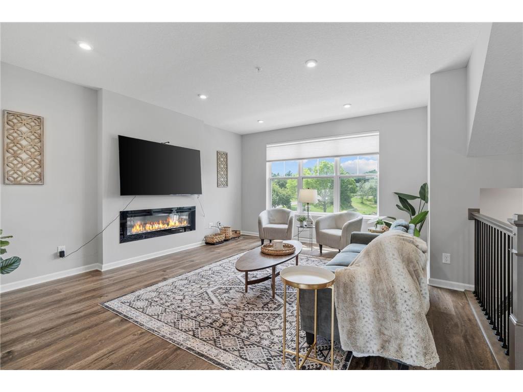 2857 Lexington Place N Roseville MN 55113 7088716 image3
