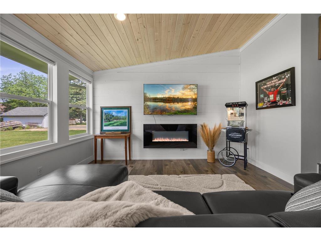 2857 Vanderbie Road Little Canada MN 55117 7086070 image4