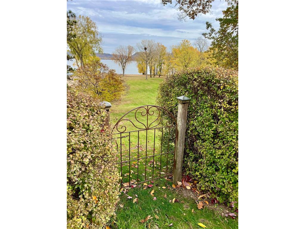 28589 Lake Avenue Way Frontenac MN 55026 - PEPIN 6688273 image60