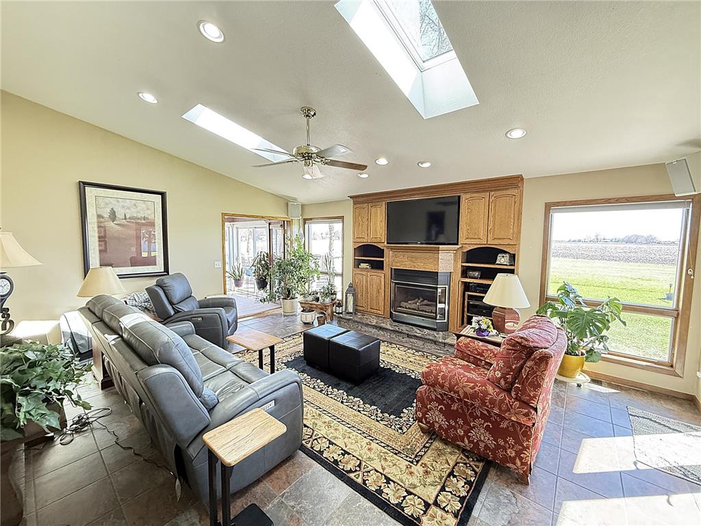 2859 19th Avenue SW Willmar Twp MN 56201 7060258 image2