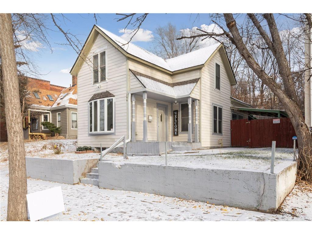 286 Bates Avenue Saint Paul MN 55106 6634243 image1