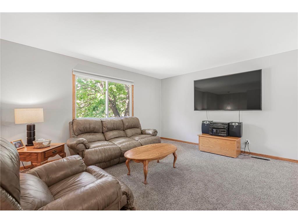 286 Frankland Street Mahtomedi MN 55115 7078619 image2