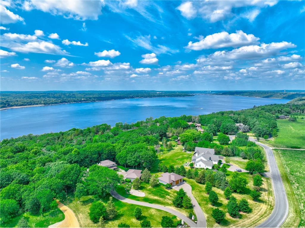 286 Salishan Drive Troy Twp WI 54016 - St Croix River 7091512 image1