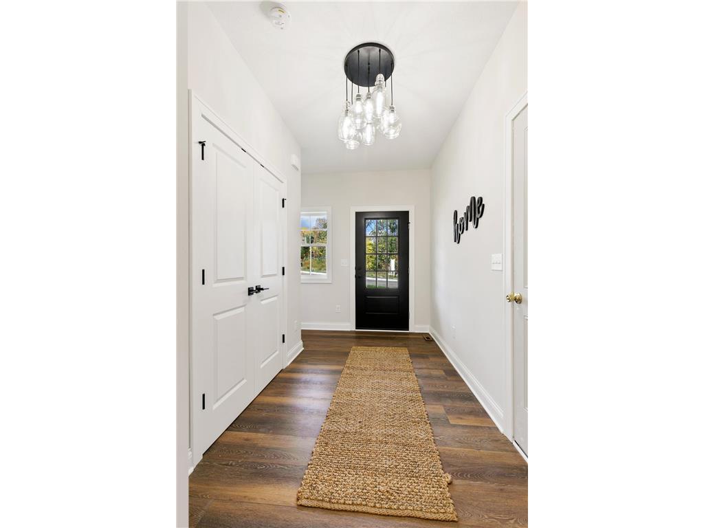 2860 Victoria Street N Roseville MN 55113 - Owasso 6522395 image2