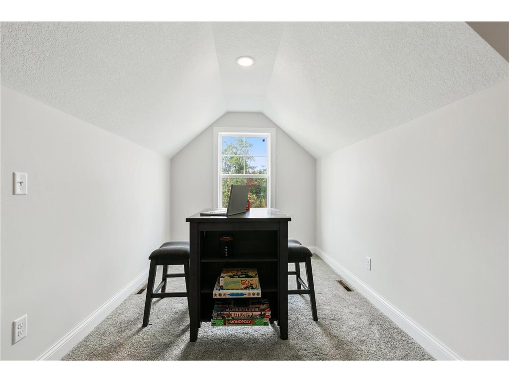 2860 Victoria Street N Roseville MN 55113 - Owasso 6522395 image21